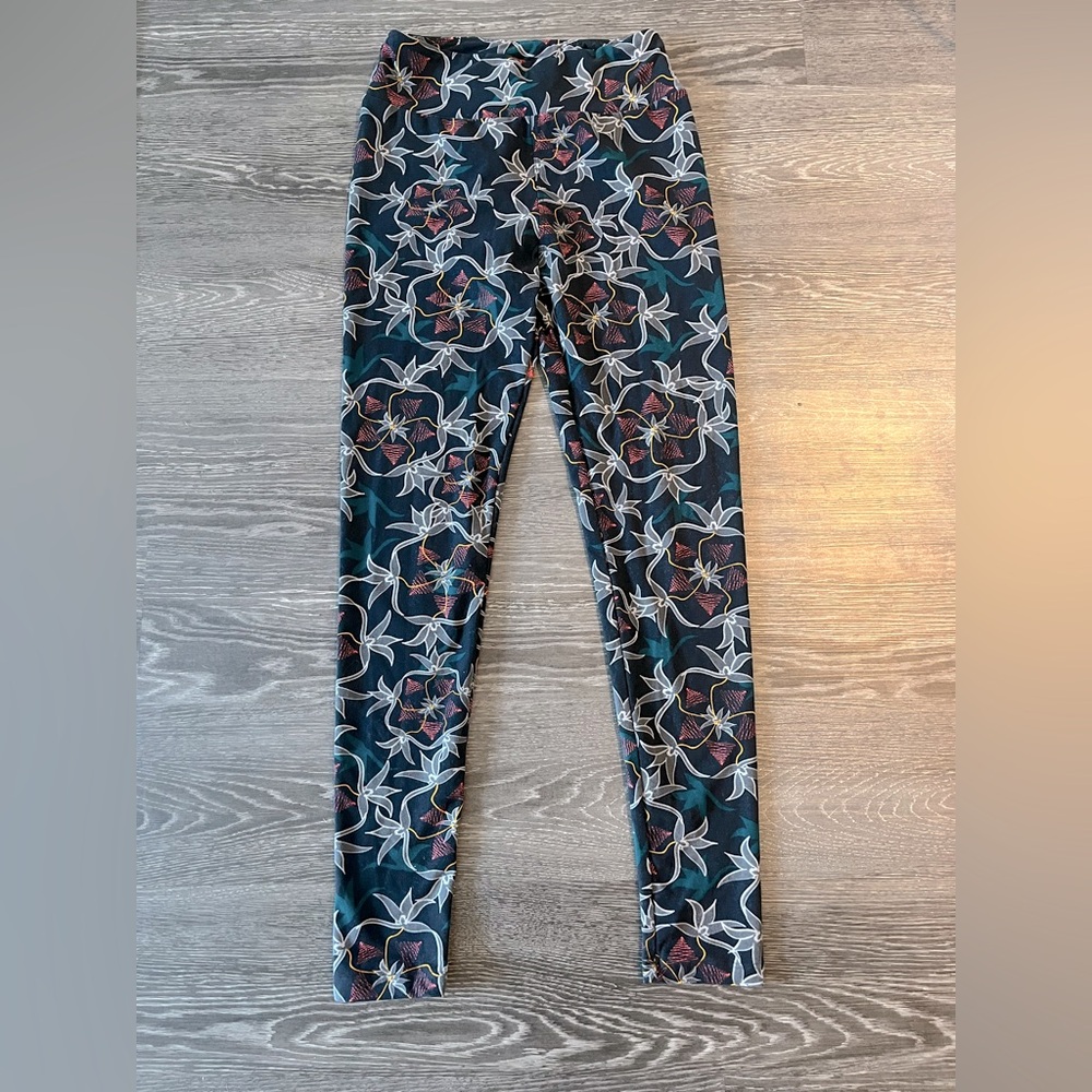 Lularoe | Printed Classic Leggings | Geometric Floral Print | One Size